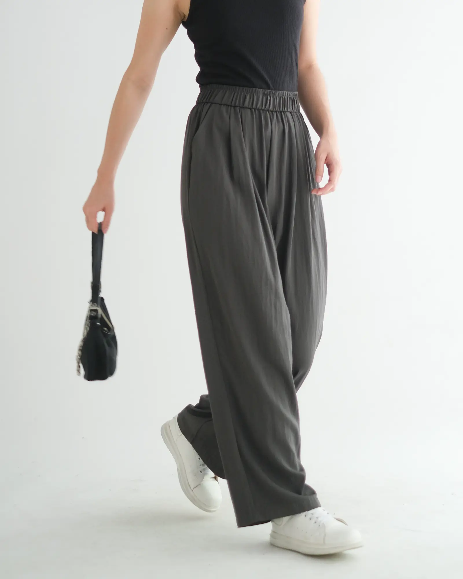 Yemelia Cullote Pants Kode 3051 Dark Grey - Image 2
