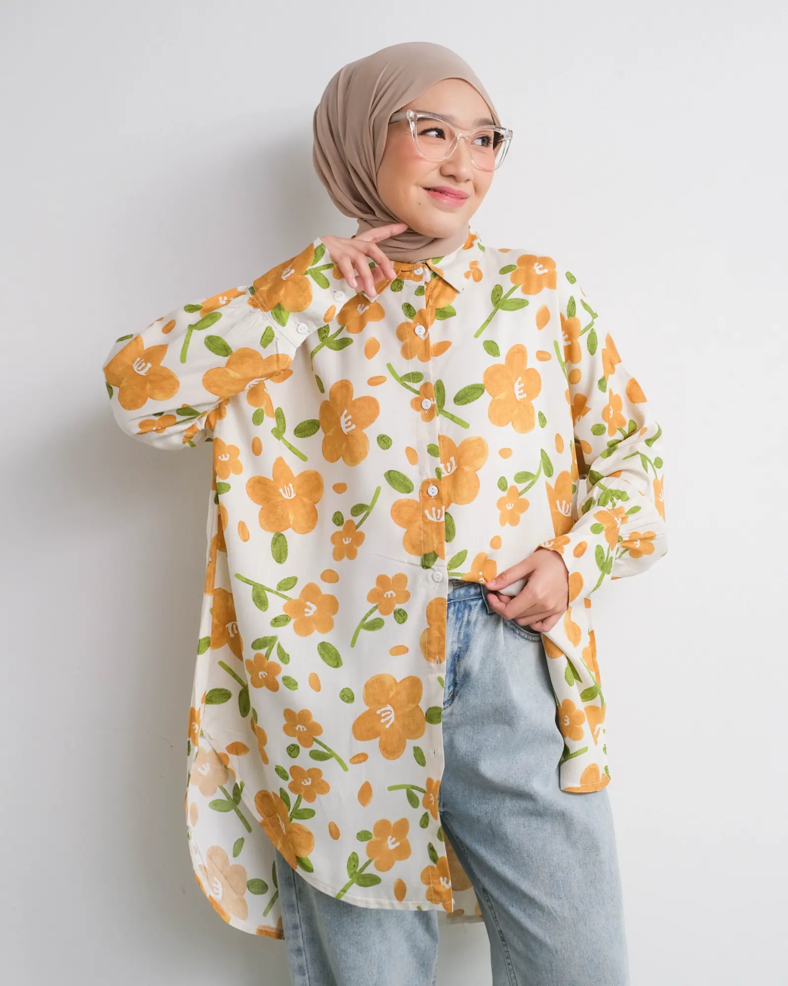 Qeina Shirt Kode 6602