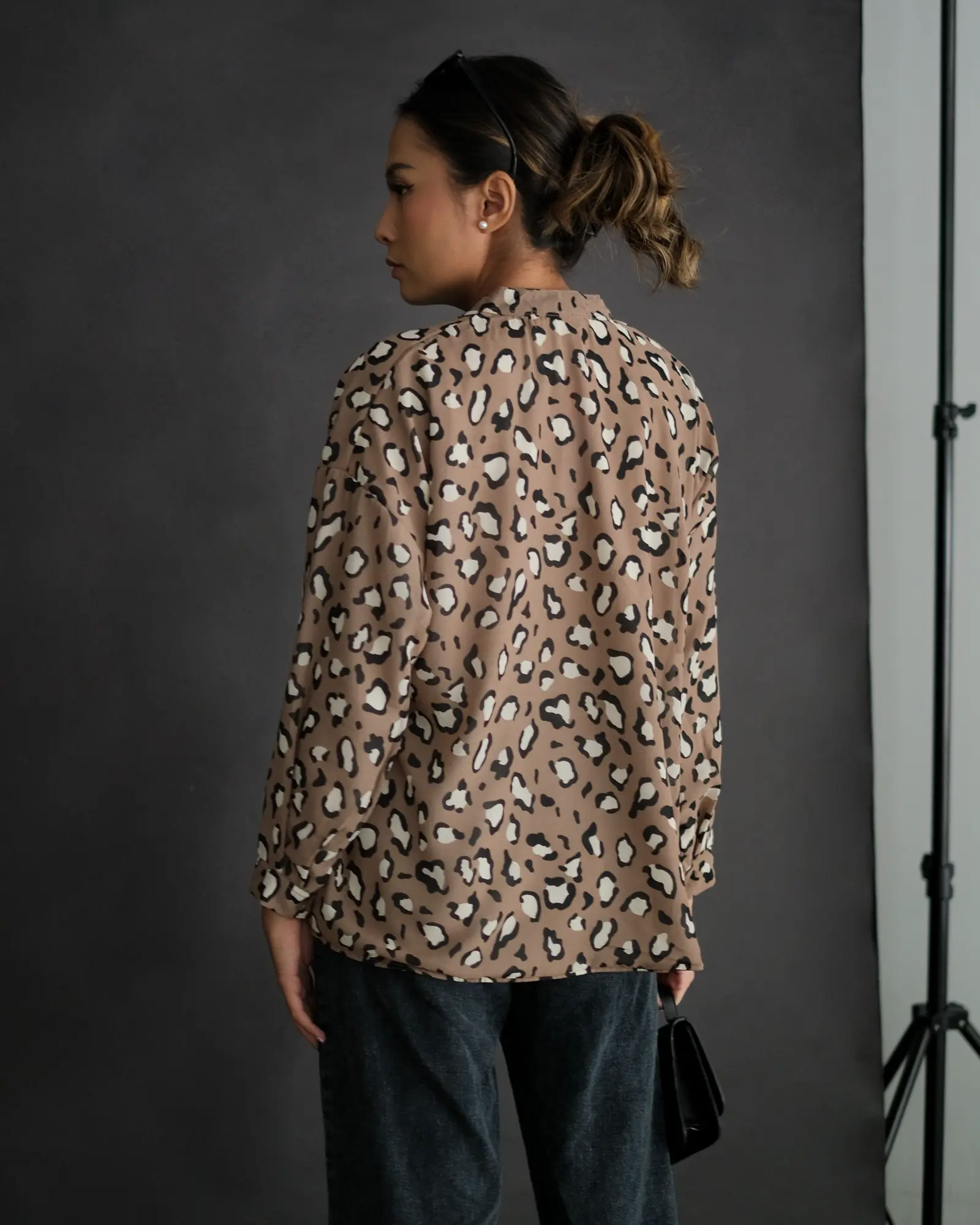 Nolen Shirt Kode Dy2502 Khaki - Image 4