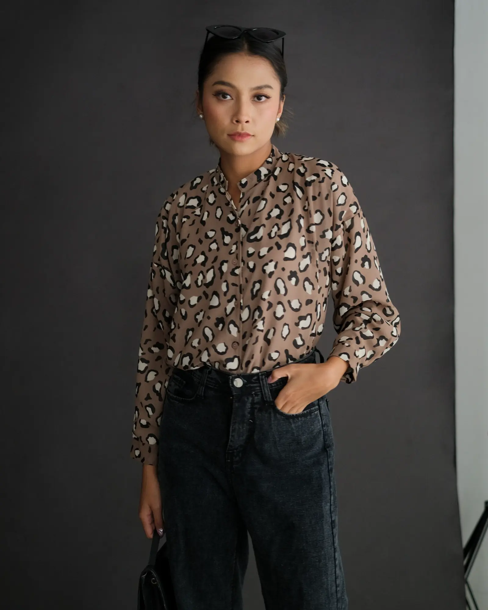 Nolen Shirt Kode Dy2502 Khaki - Image 2