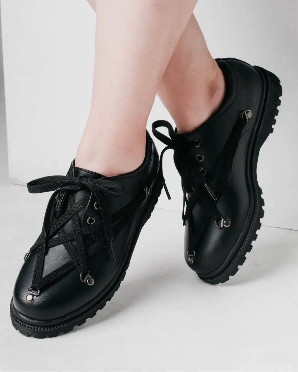 Nouvrie Shoes Black - Image 2