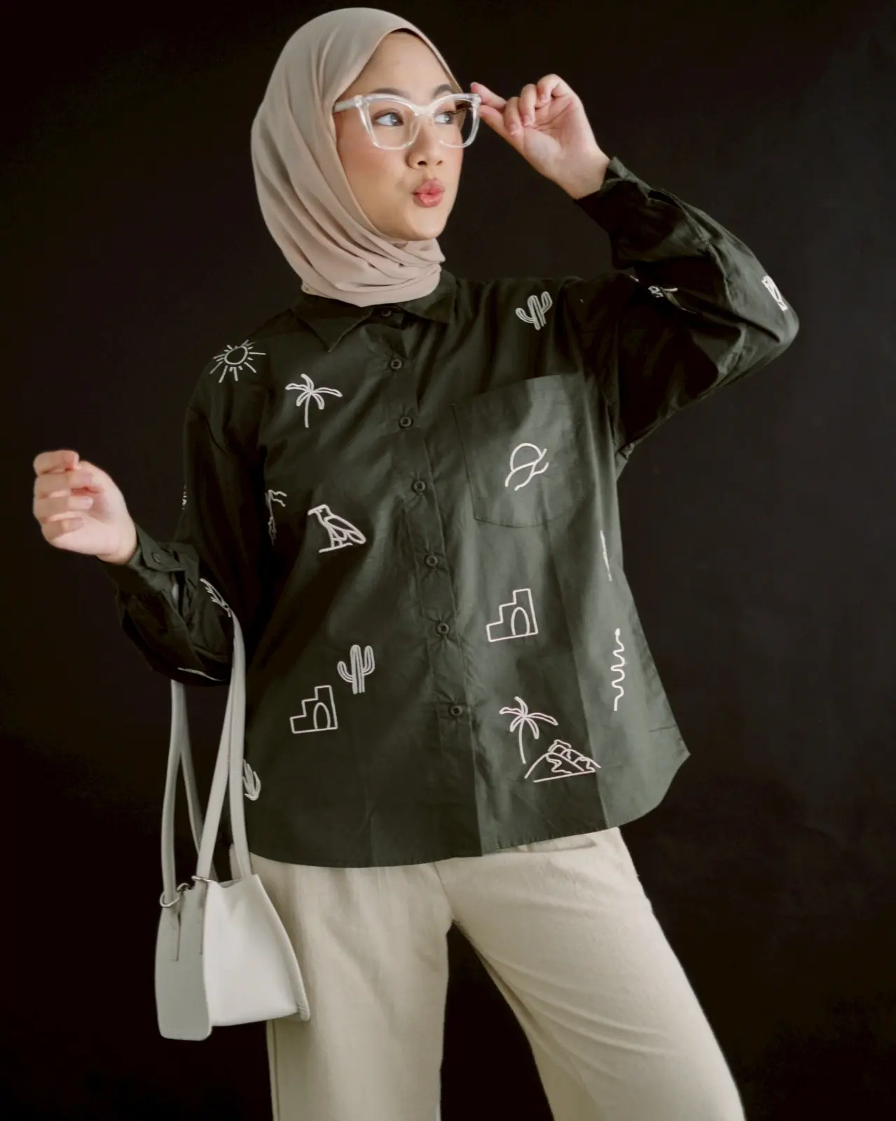 Zoeyna Shirt Army