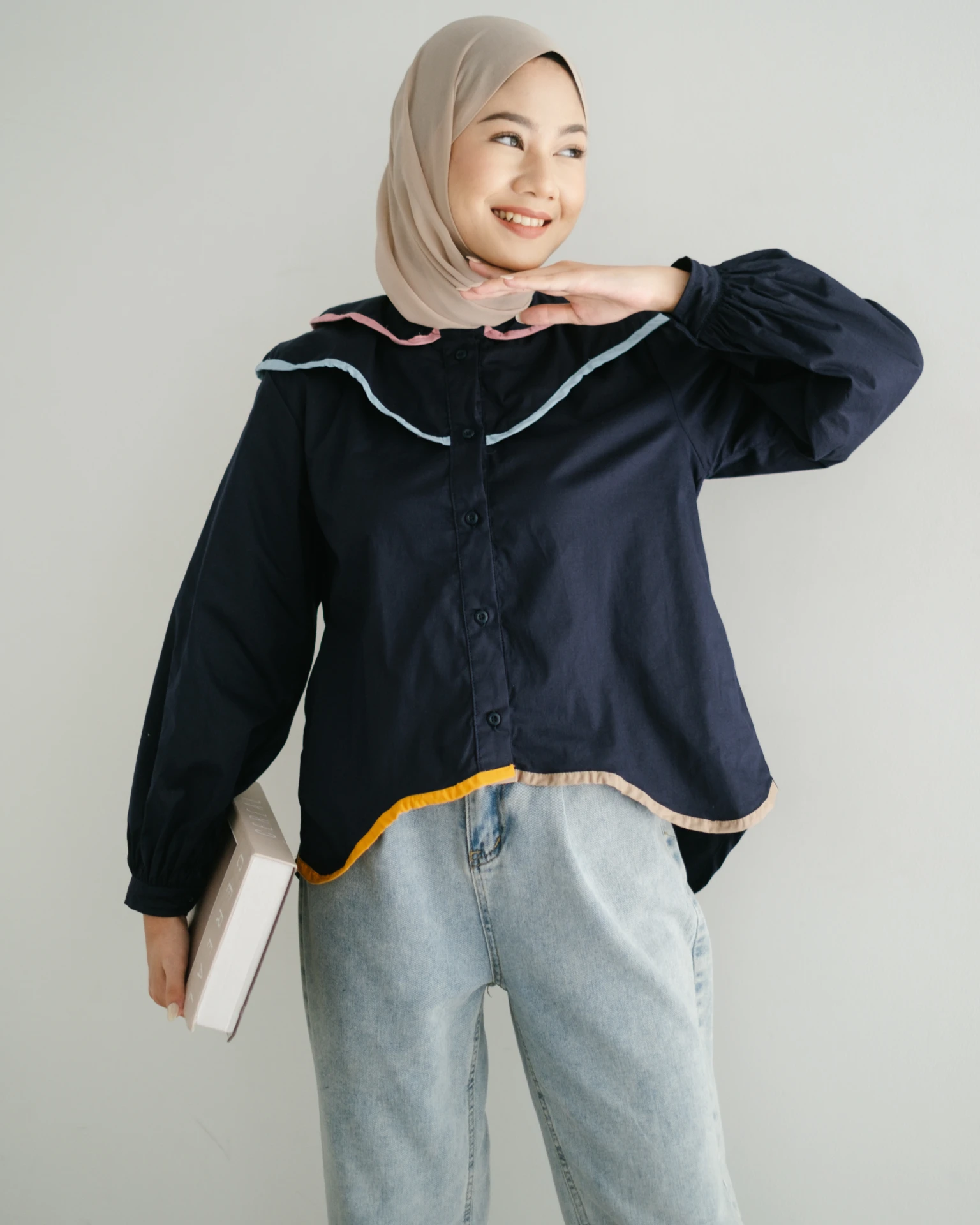 Betsy Blouse Navy