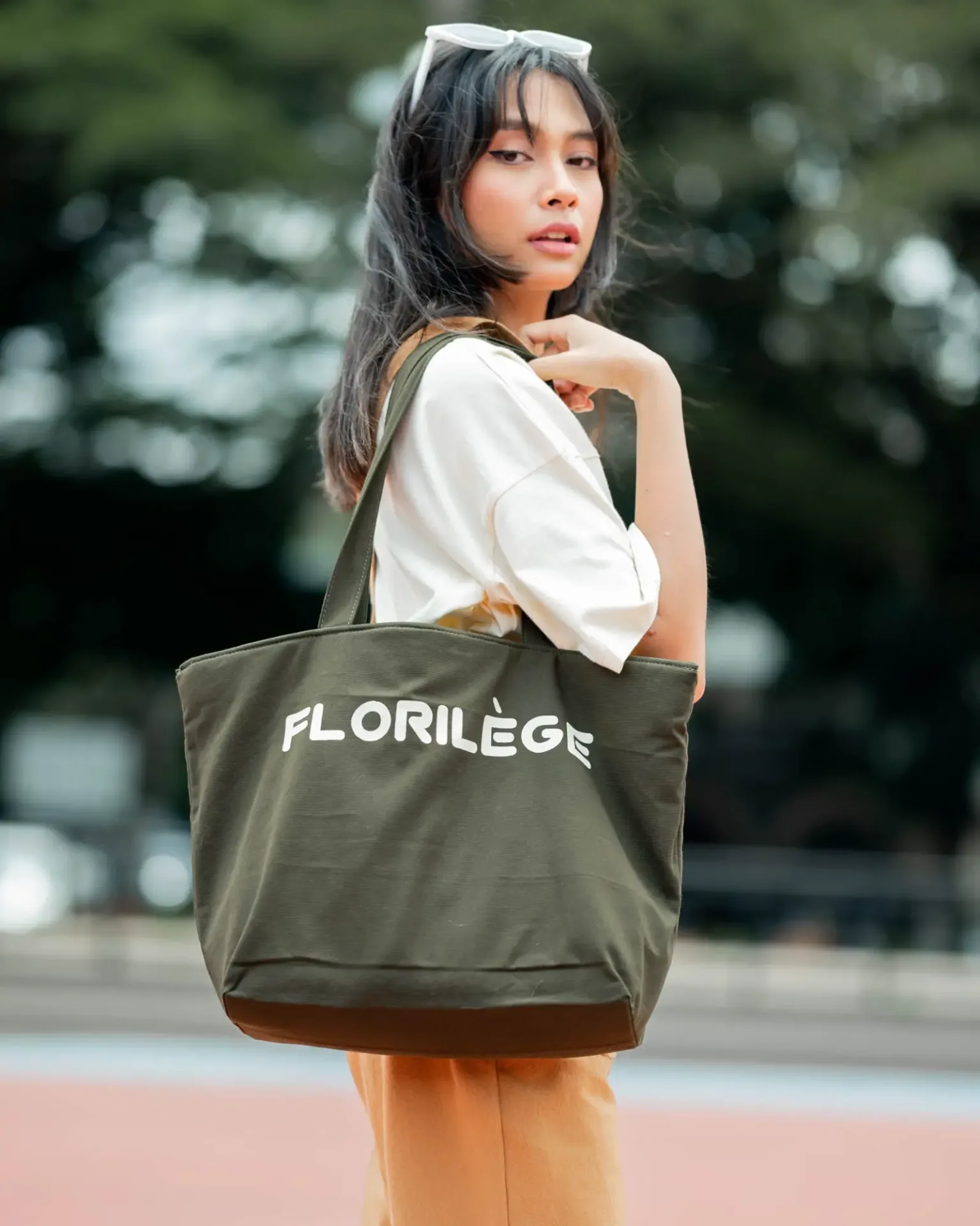 Florilege Totebag Army - Image 2