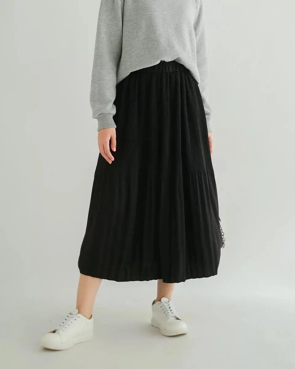 Rikani Skirt Kode V 2660 Black - Image 3