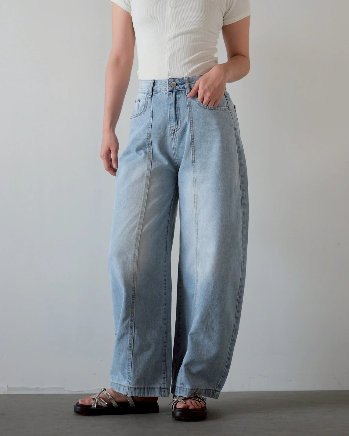 Alternative view of Harlea Barrel Denim Pants Kode 286M Light Blue