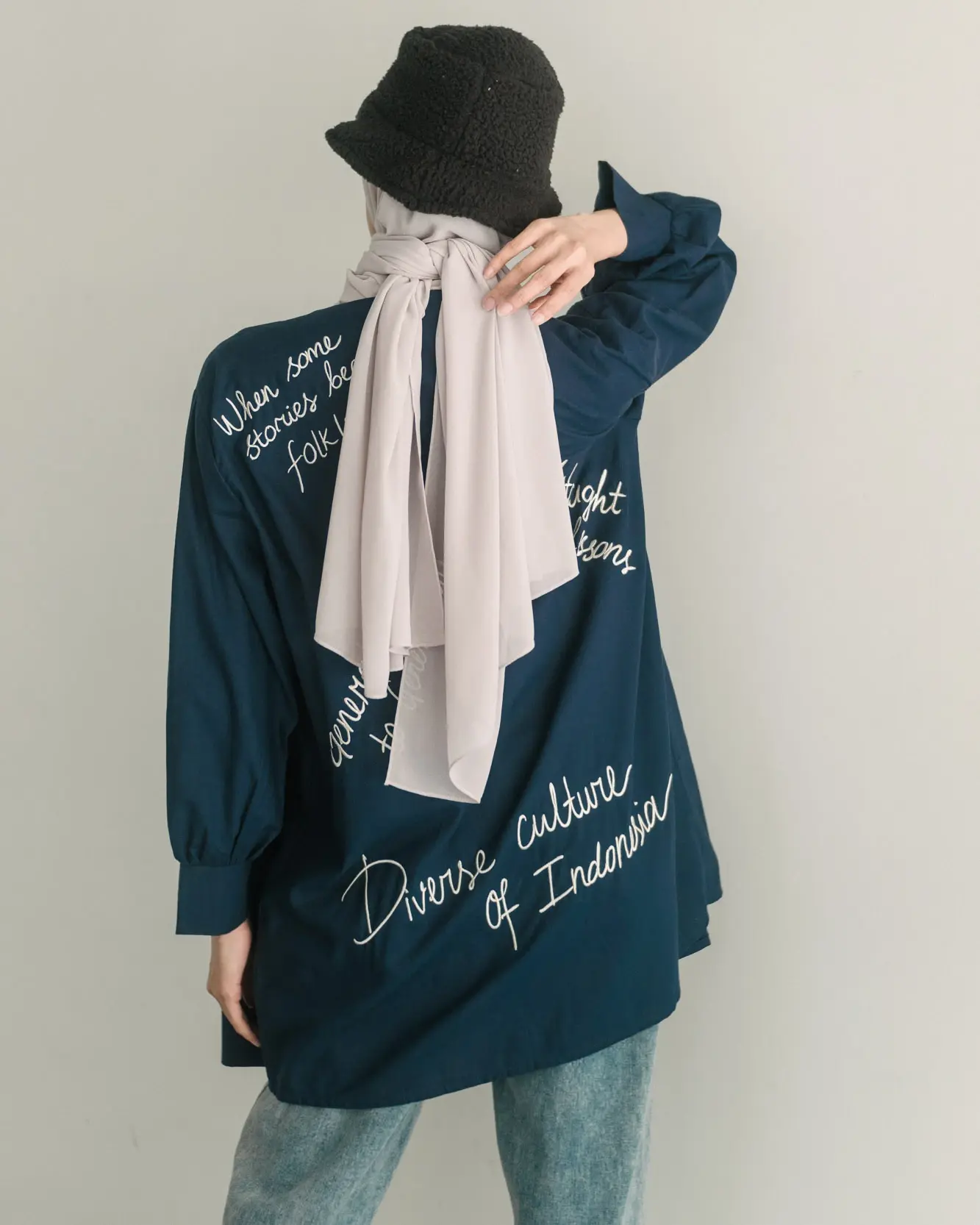 Story Outer Navy