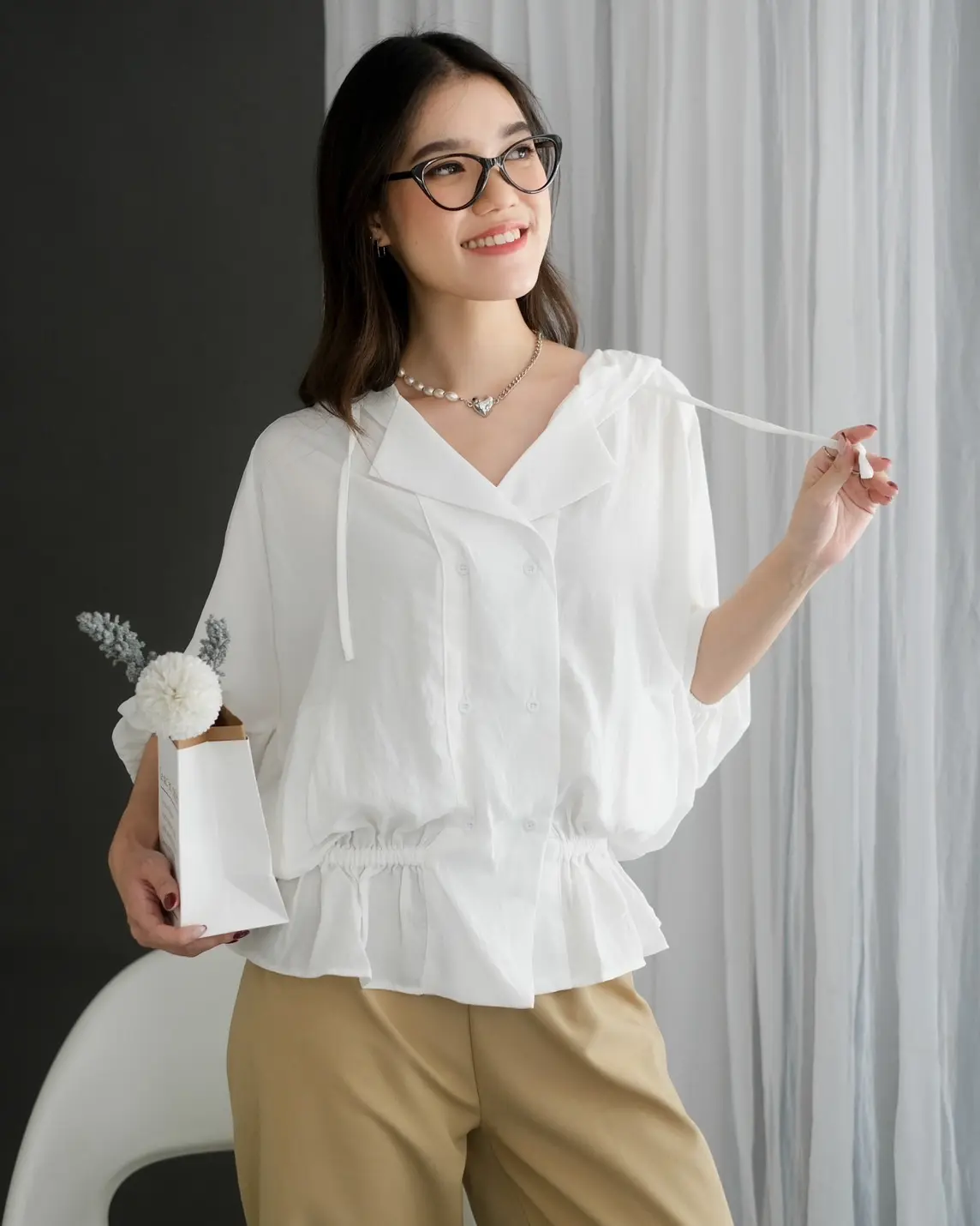 Poppila Shirt Hoodie Kode F103 Broken White