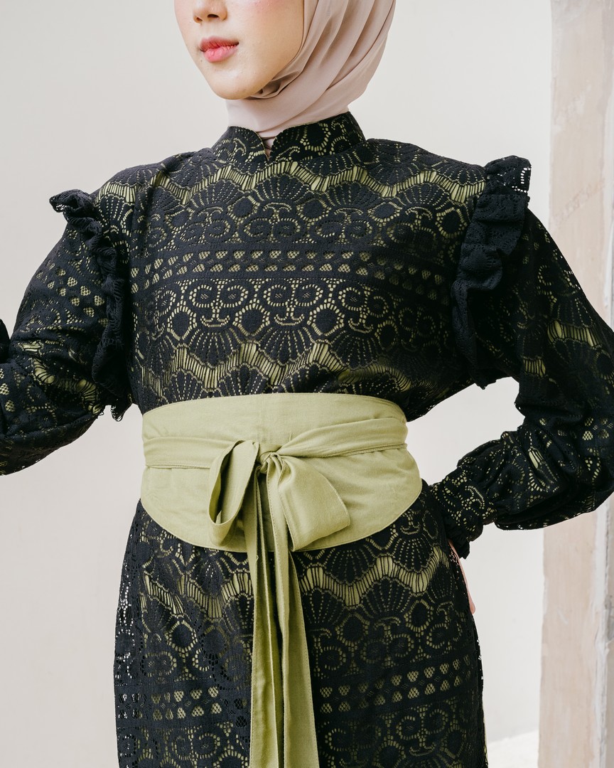 Kanisya Maxi Dress Black - Image 5