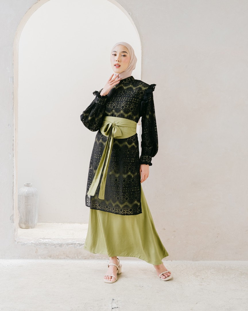 Kanisya Maxi Dress Black