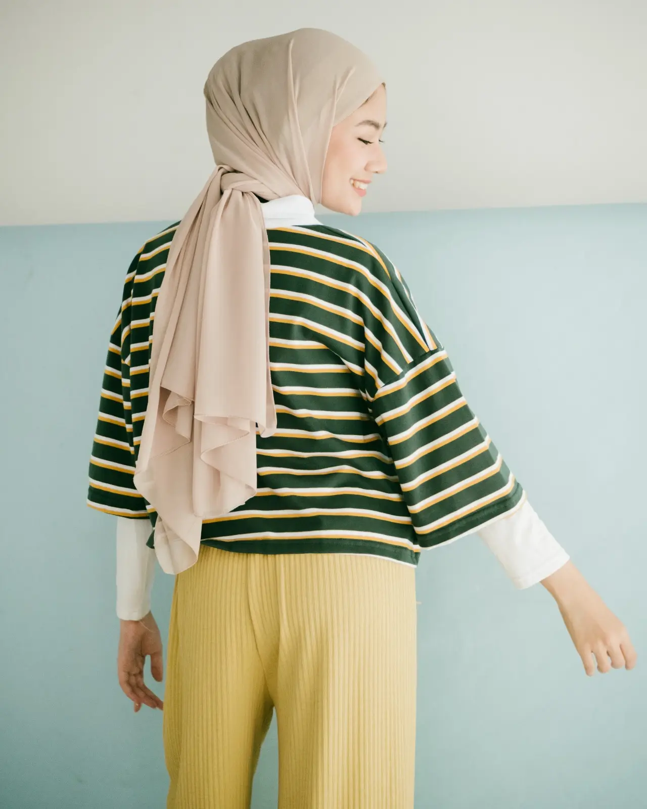 Anyta Stripe Top Green Mustard Bw - Image 3