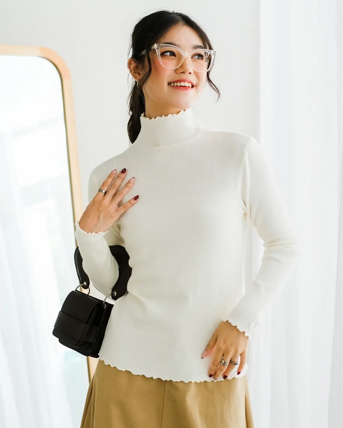 Bianca Turtleneck Longsleeve Kode 226 Broken White