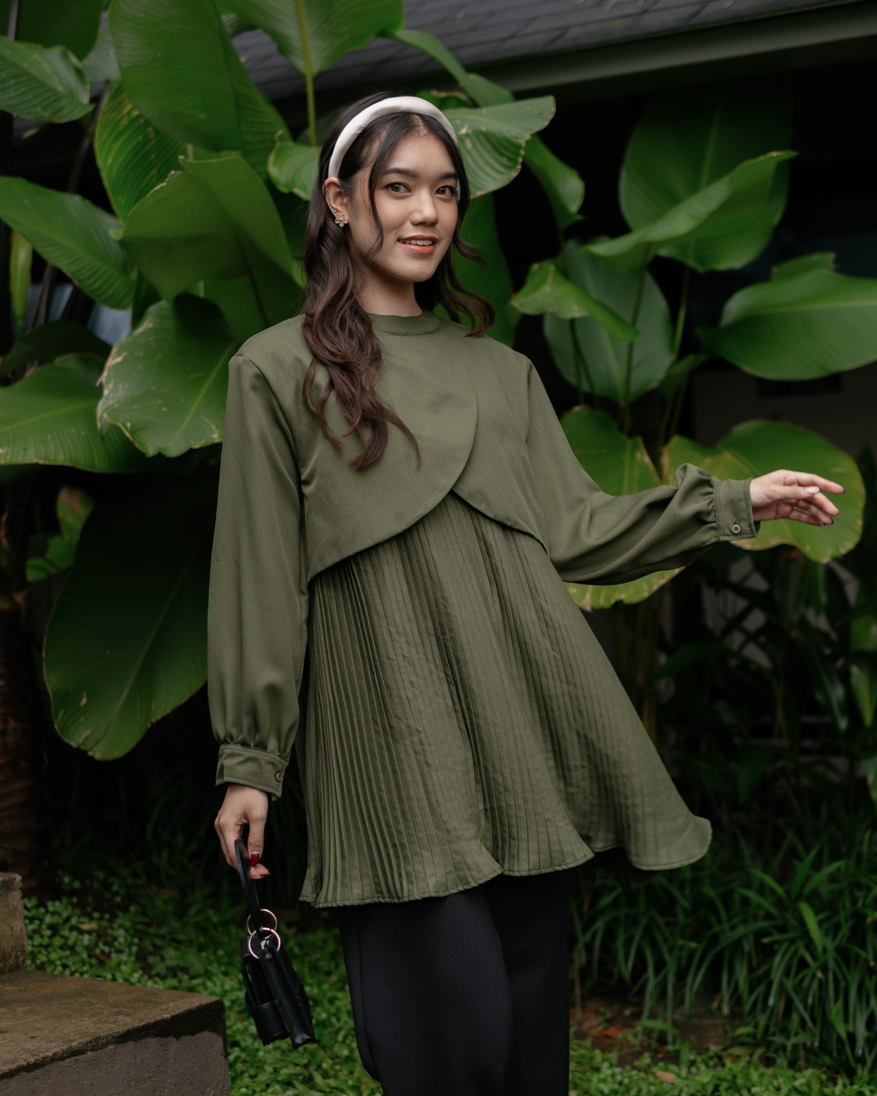 Chelsya Blouse Army