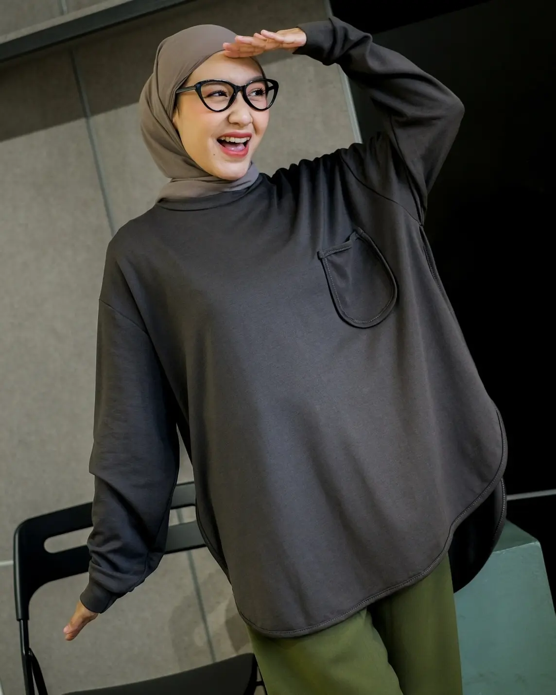 Elisha Longsleeve Kode 4208 Black