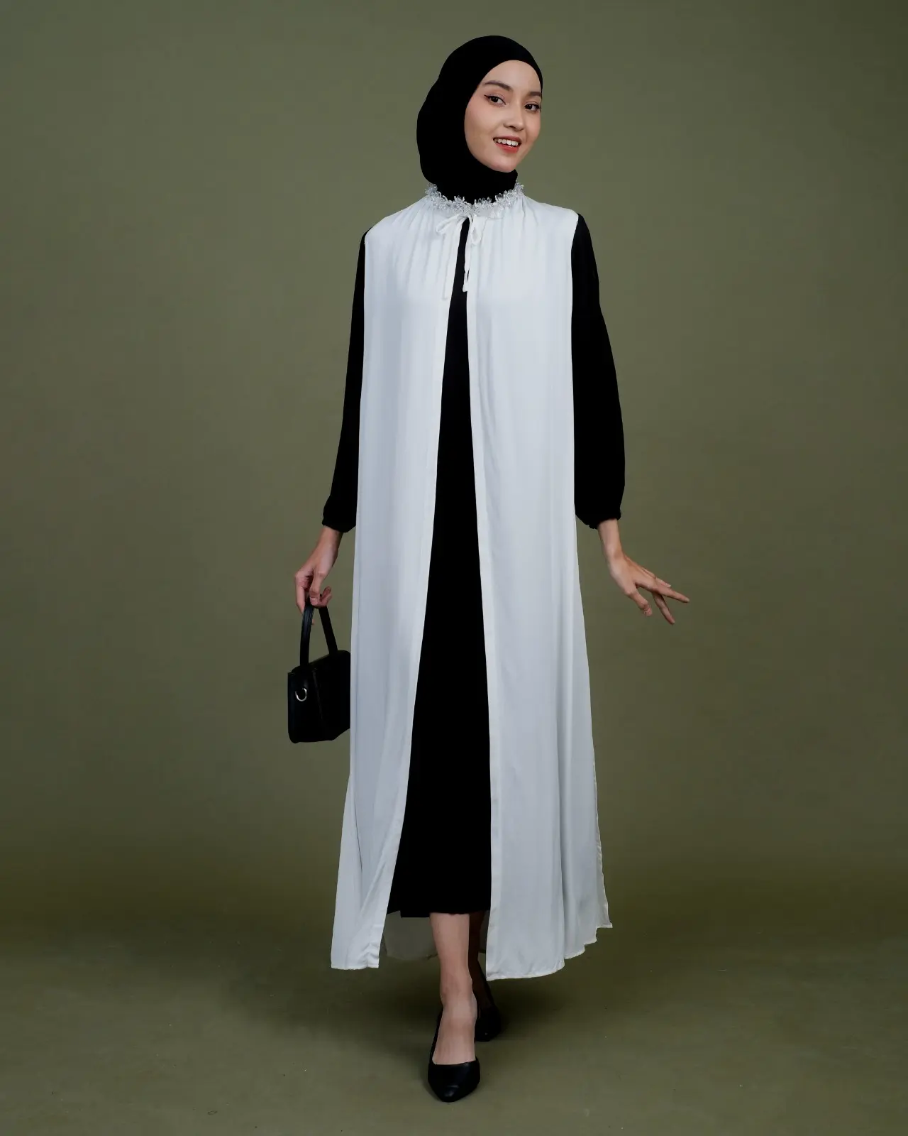 Elodhia Maxi Dress Black - Image 3