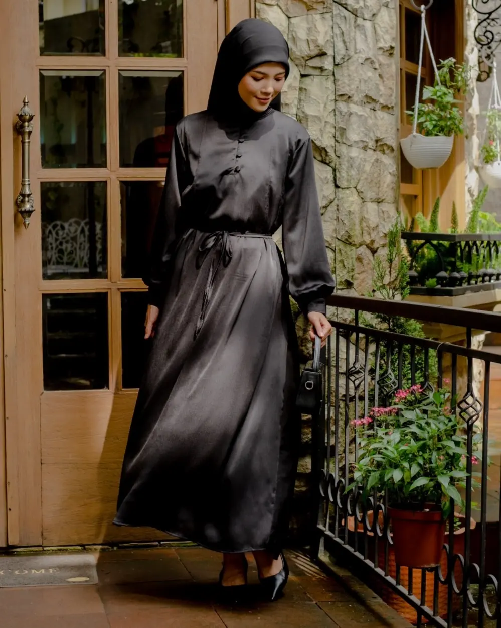 Helva Maxi Dress Black - Image 2