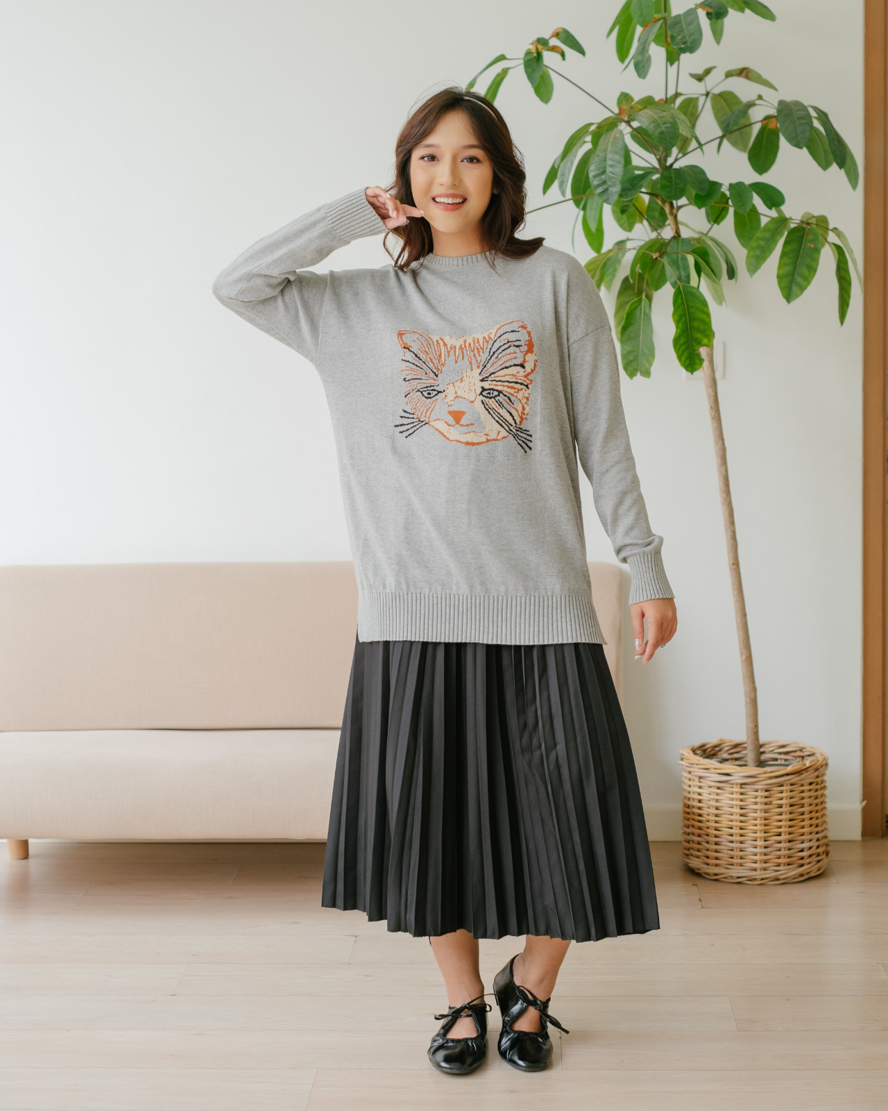 Mao Sweater Grey - Image 2