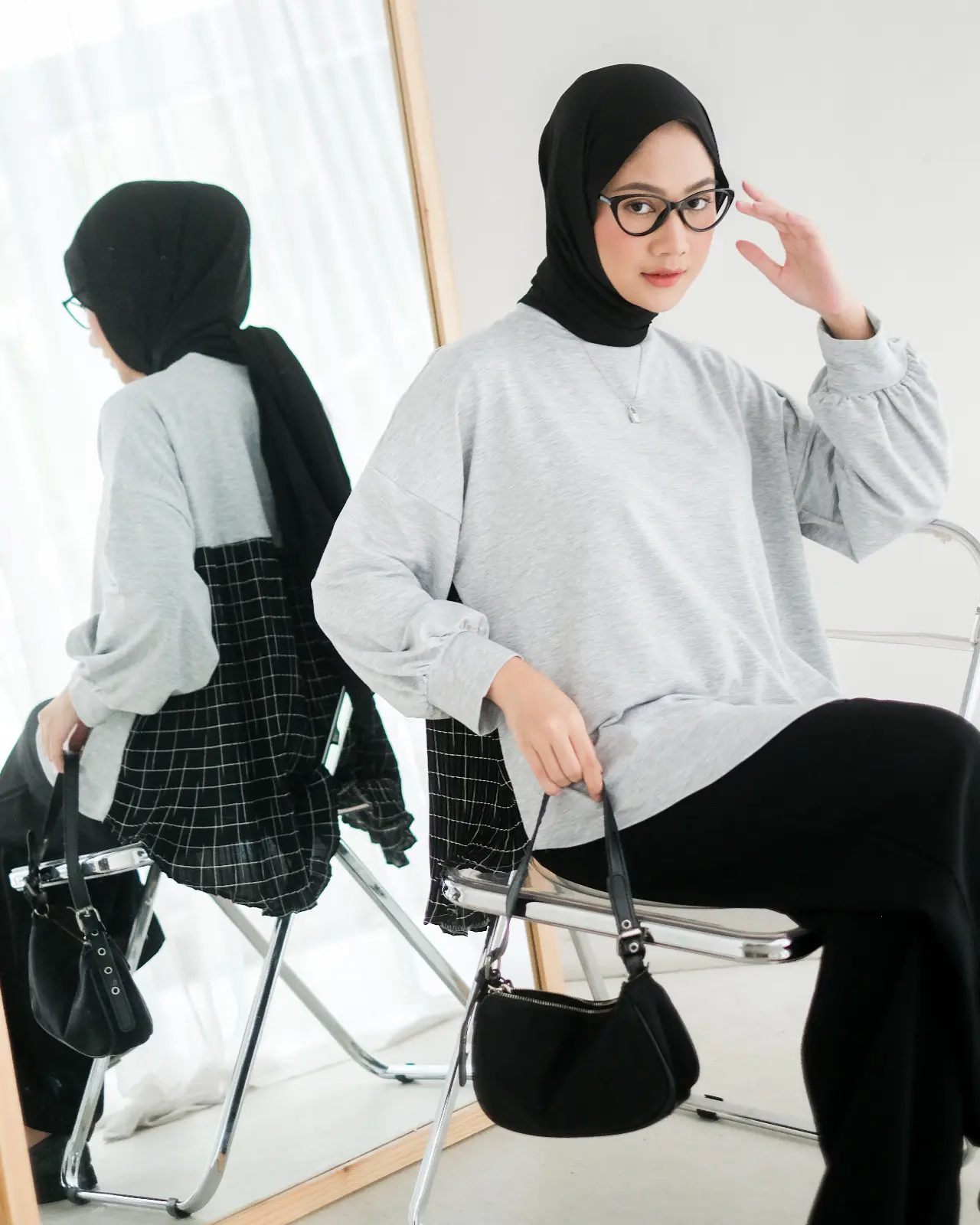 Priyanka Plisket Longsleeve Black - Image 2