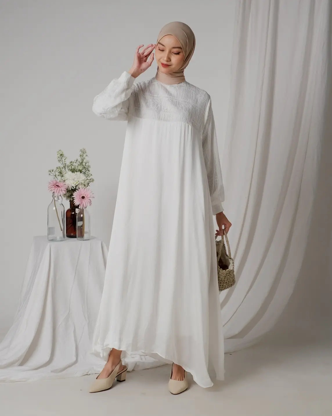 Quenisha Maxi Dress Broken White - Image 2