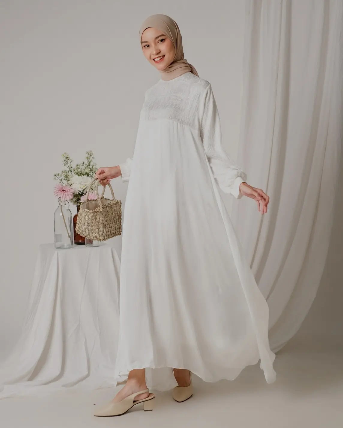 Quenisha Maxi Dress Broken White