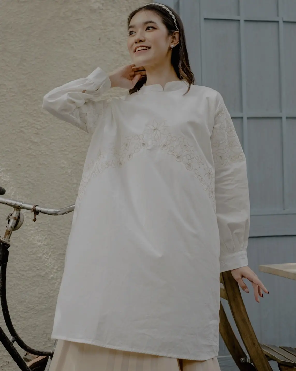 Shawvia Tunic Broken White - Image 2