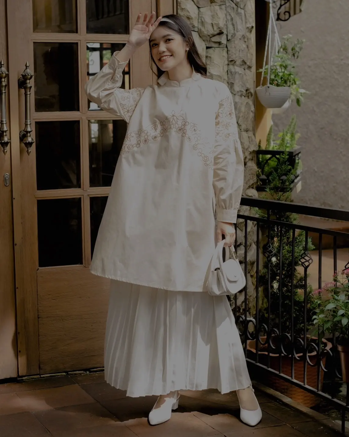 Shawvia Tunic Cream - Image 2