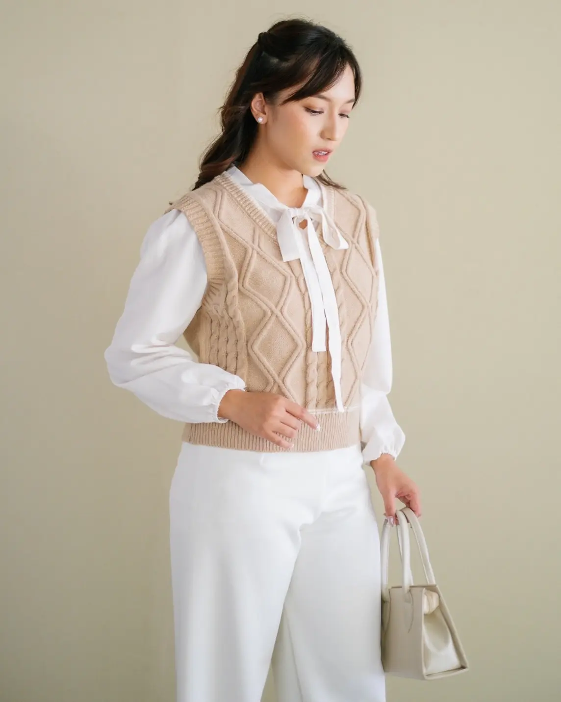 Verena Longsleeve Kode 233 Khaki - Image 2