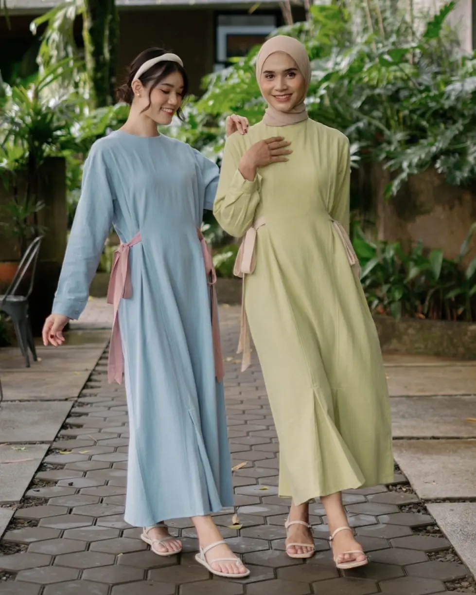 Refina Maxi Dress Mint - Image 2