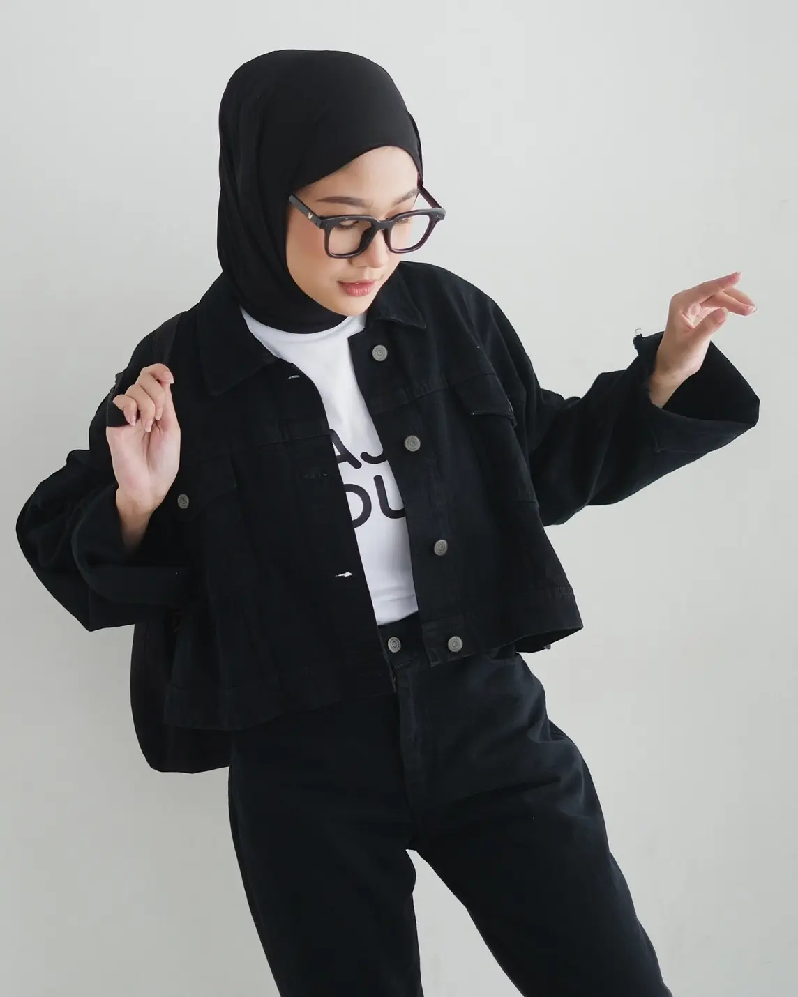 Chia Crop Jacket Black