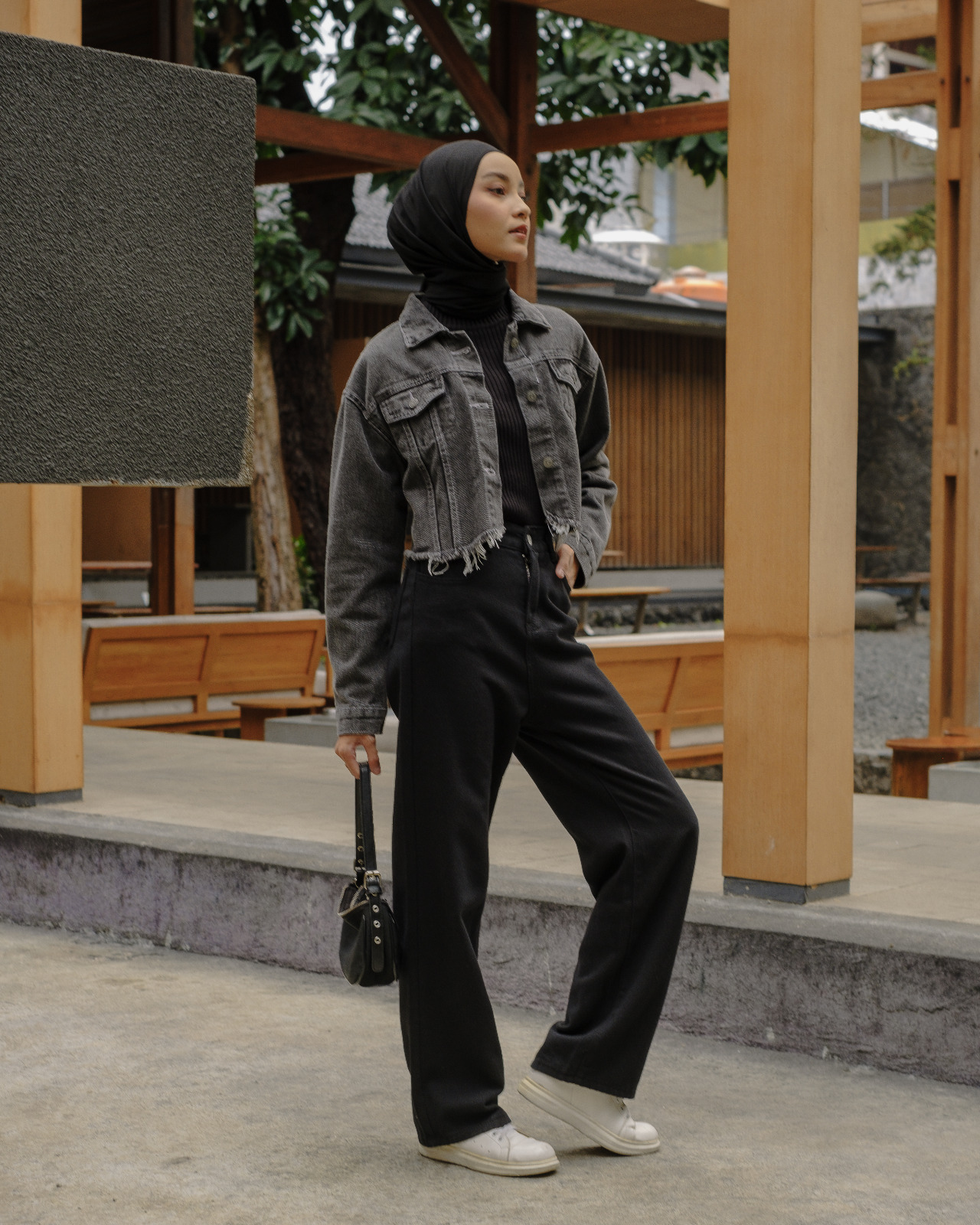 Darlene Denim Crop Jacket Dark Grey - Image 3