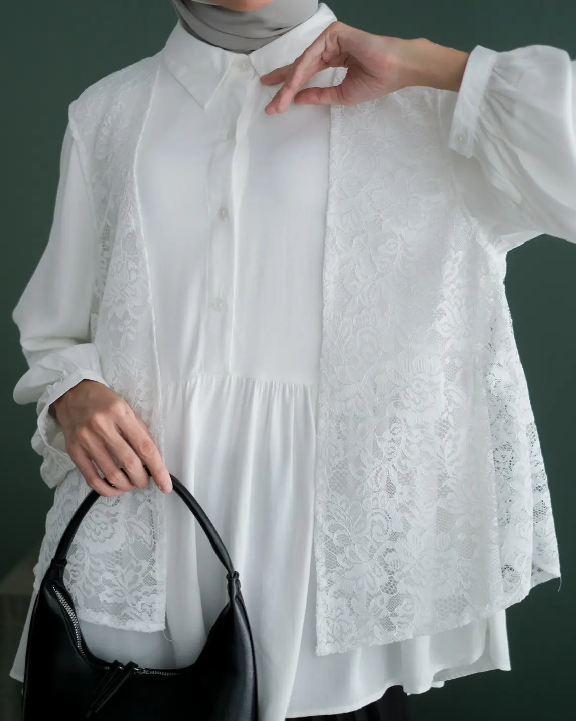 Delvina Longsleeve Kode 1290.6 Broken White - Image 2