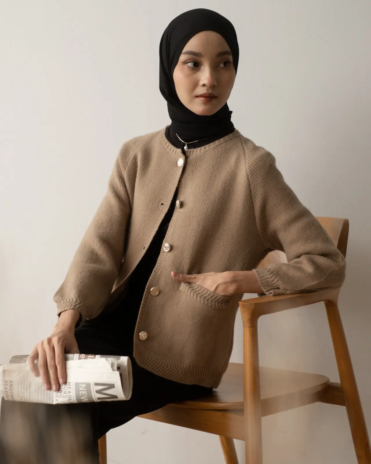 Qisya Cardi Kode 237 Khaki - Image 3