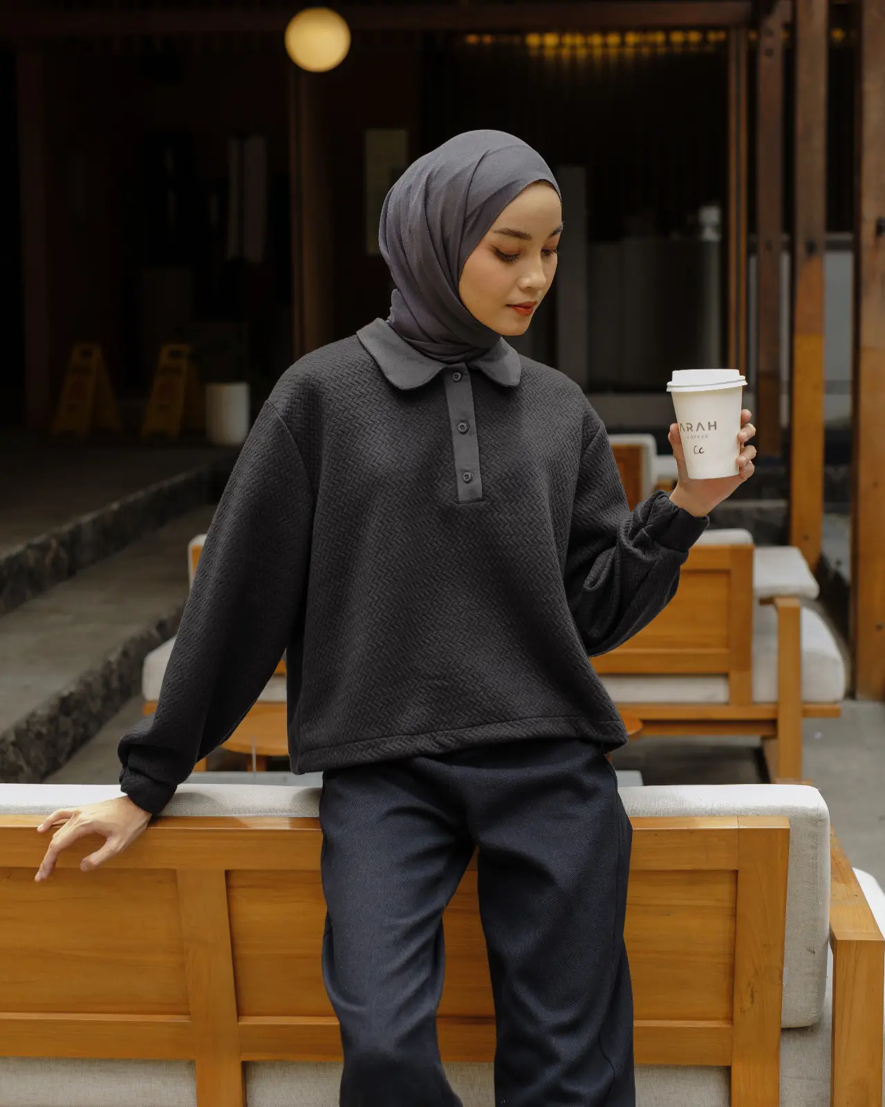 Shalby Sweater Black - Image 3
