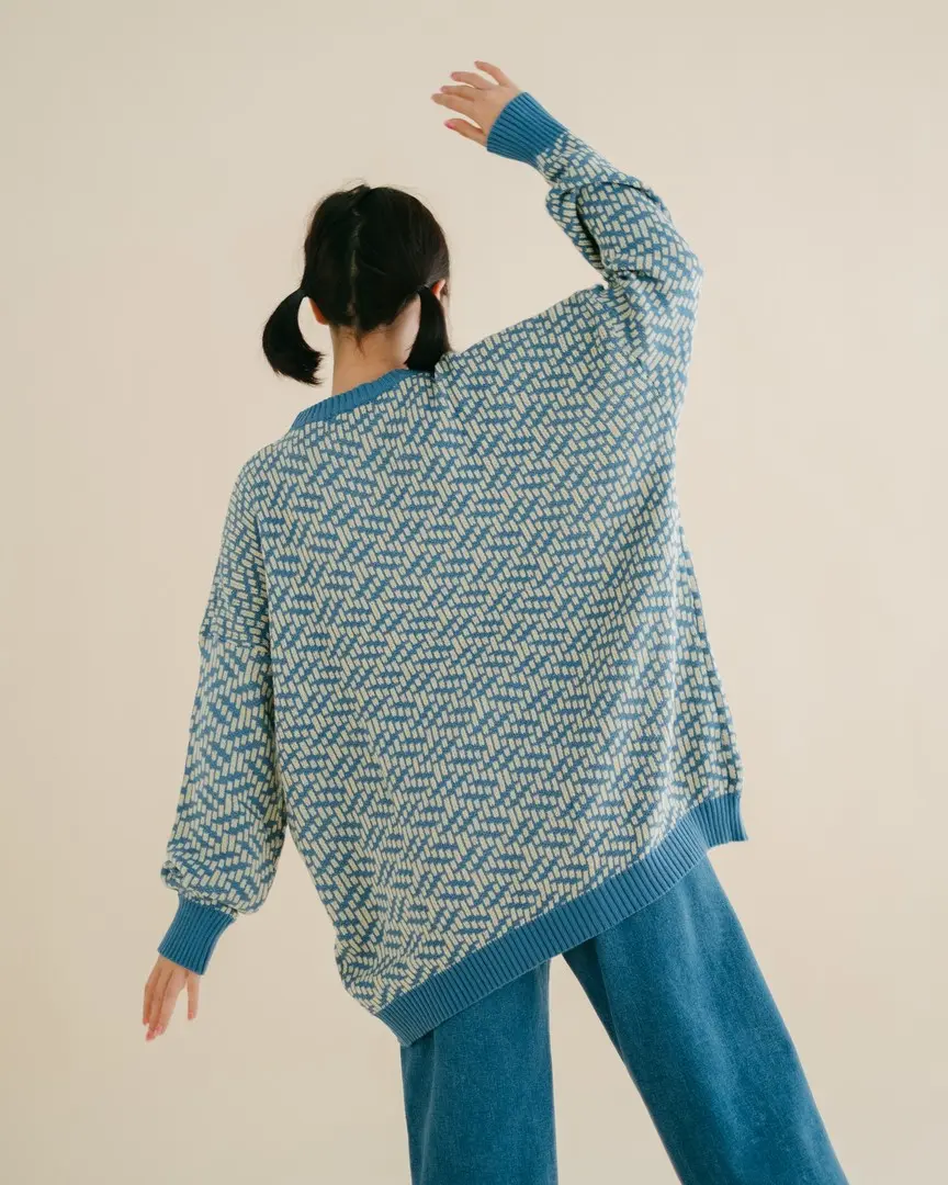 Chaire Sweater Blue - Image 2