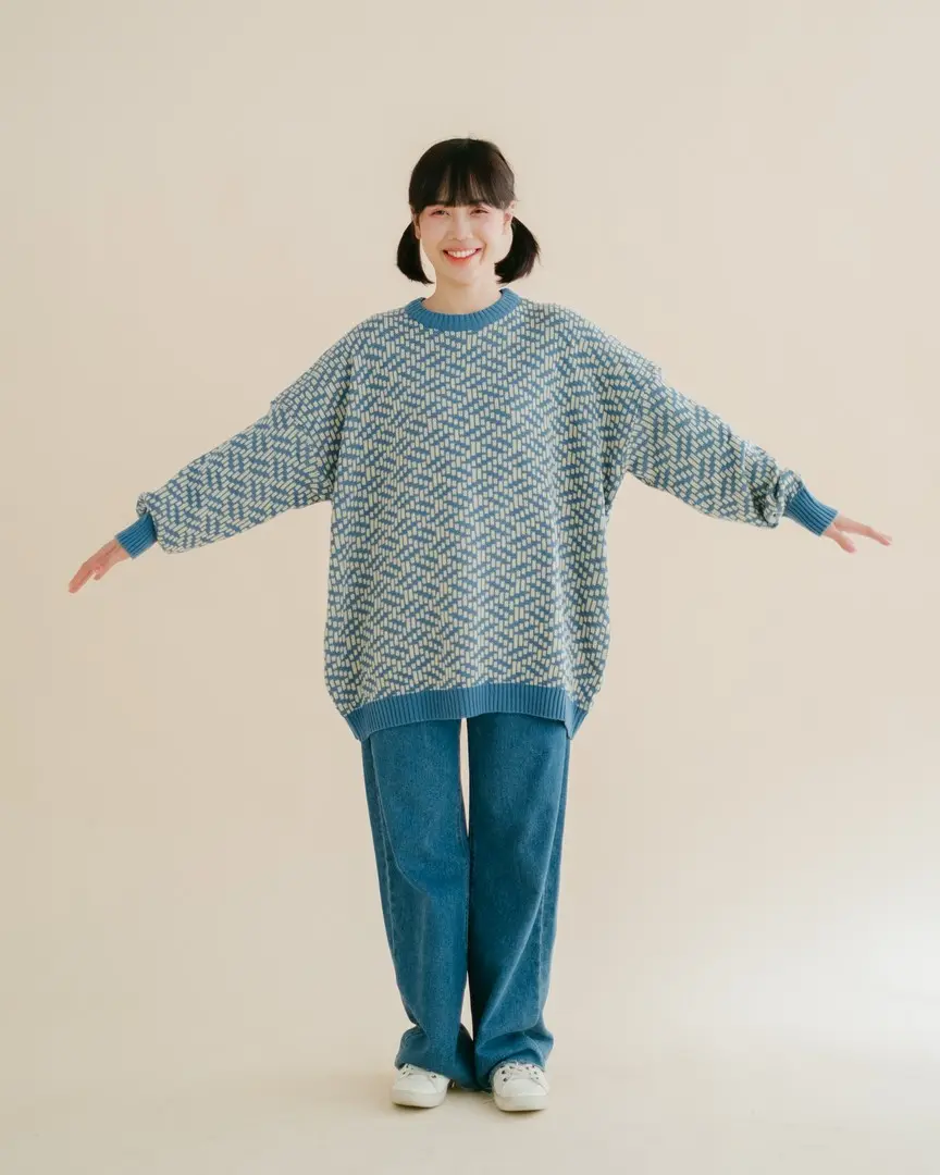 Chaire Sweater Blue - Image 3