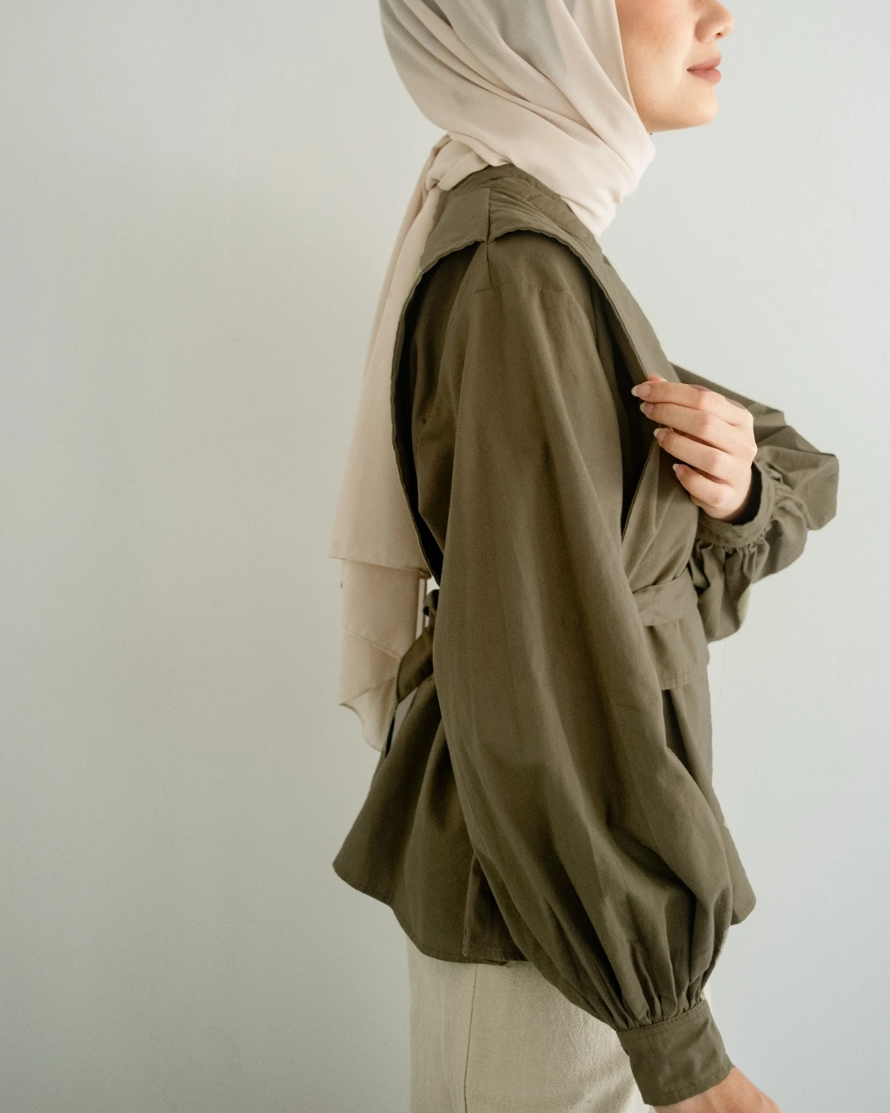 Castel Blouse Army - Image 3