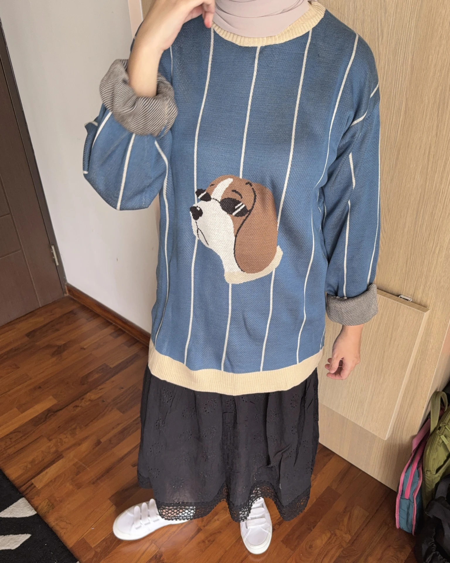 Inu Sweater Blue - Image 3