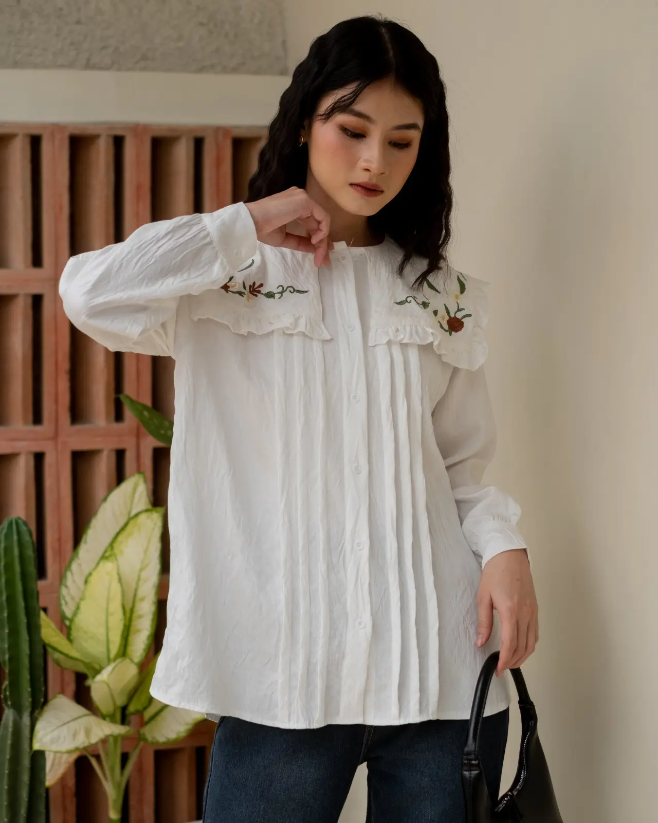 Belcia Shirt Broken White - Image 3