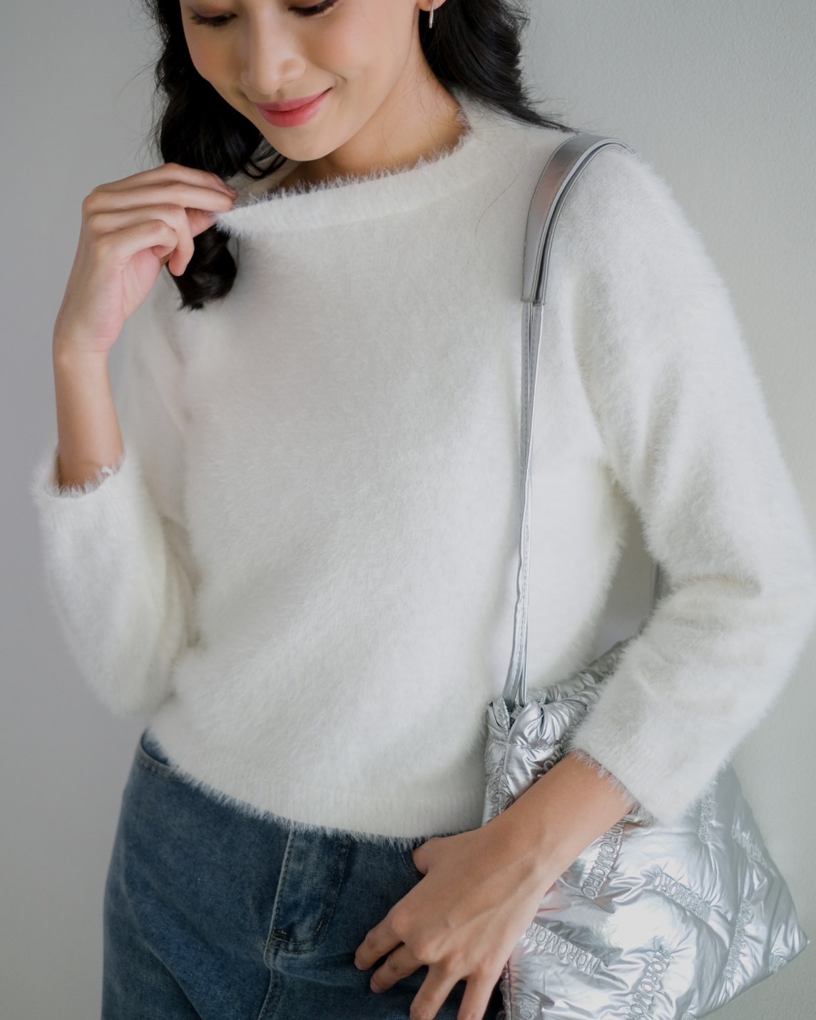 Carolia Sweater Kode 0927 Broken White - Image 2
