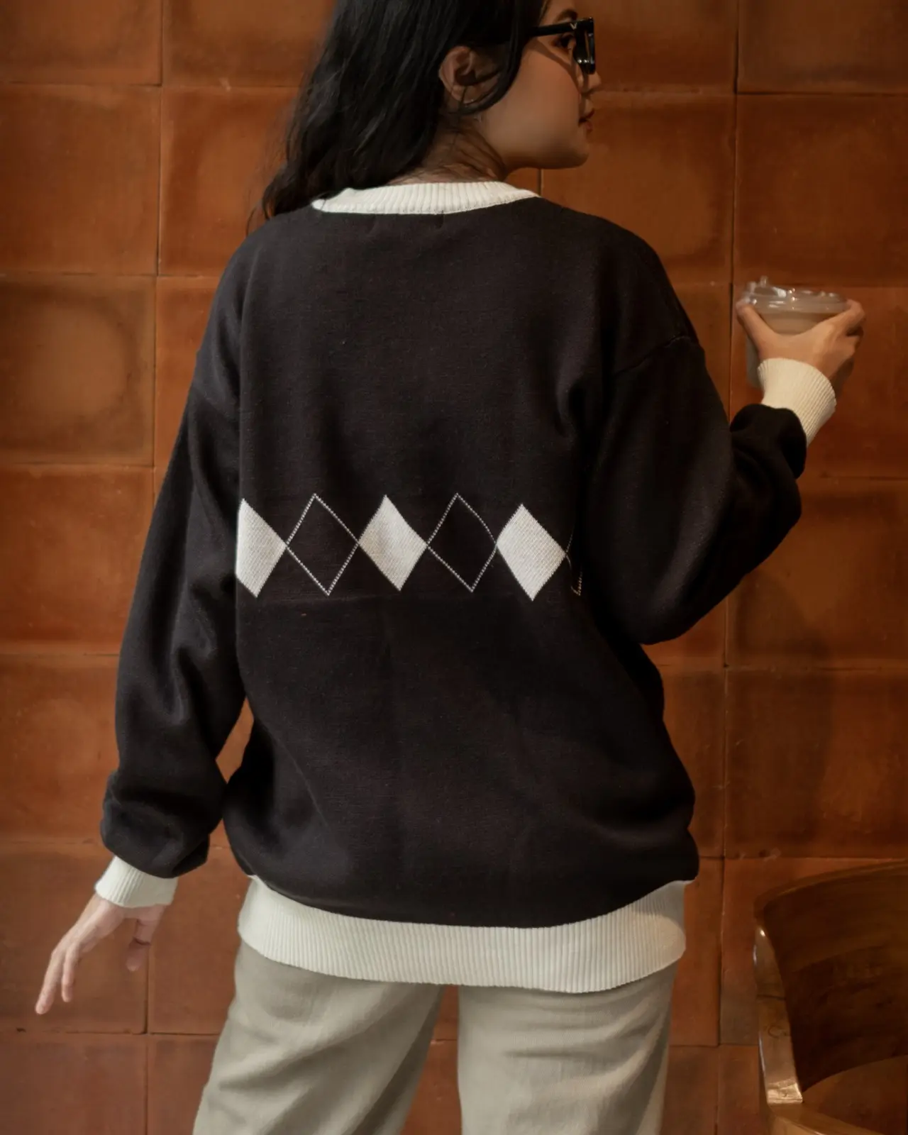 Dr Weally Sweater Black - Image 3