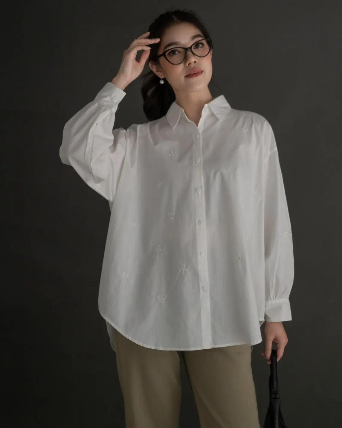 Kalita Shirt Kode 80236 Broken White