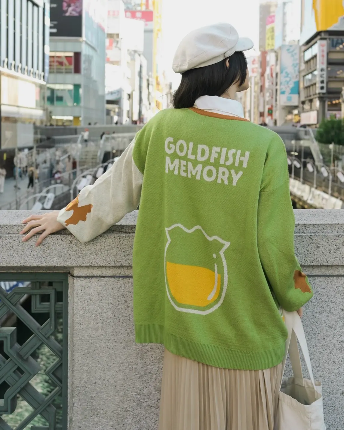Kingyo Sweater Green - Image 3