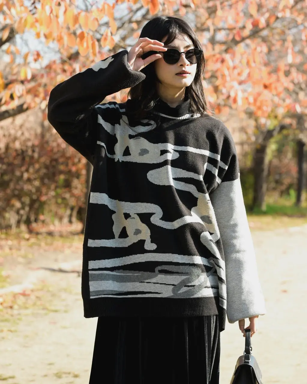 Kingyo Sweater Black