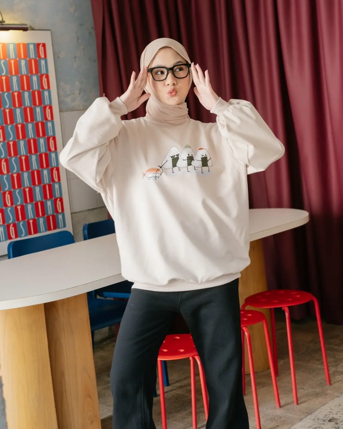 Onigiri Sweater Beig3