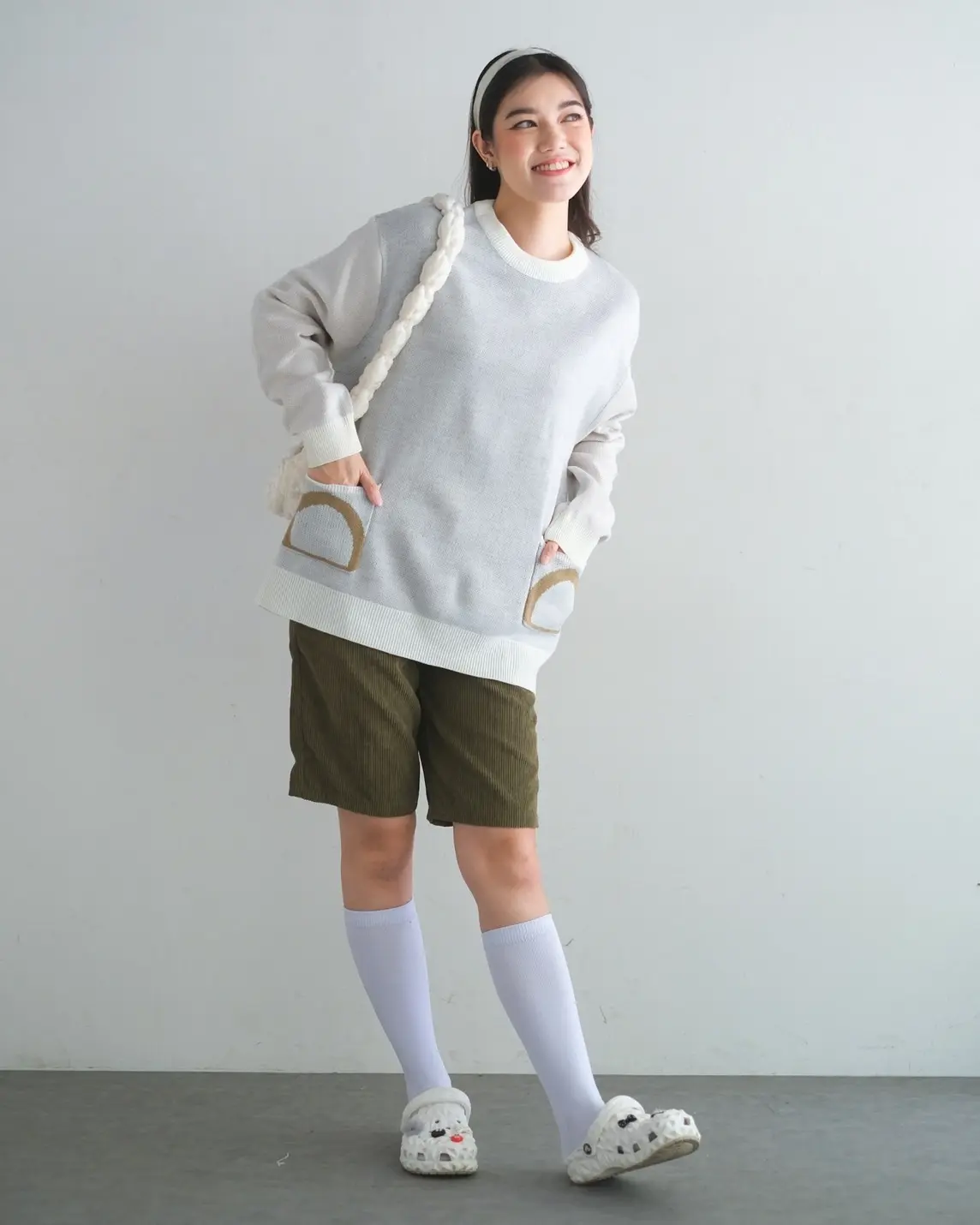 Polar Bear Sweater Broken White - Image 2