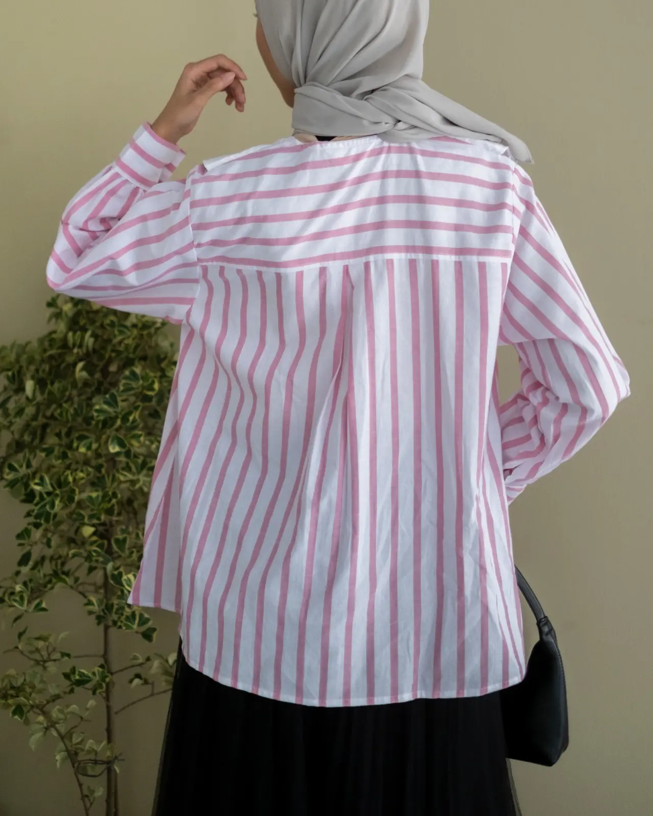Zinia Stripe Shirt Pink - Image 3