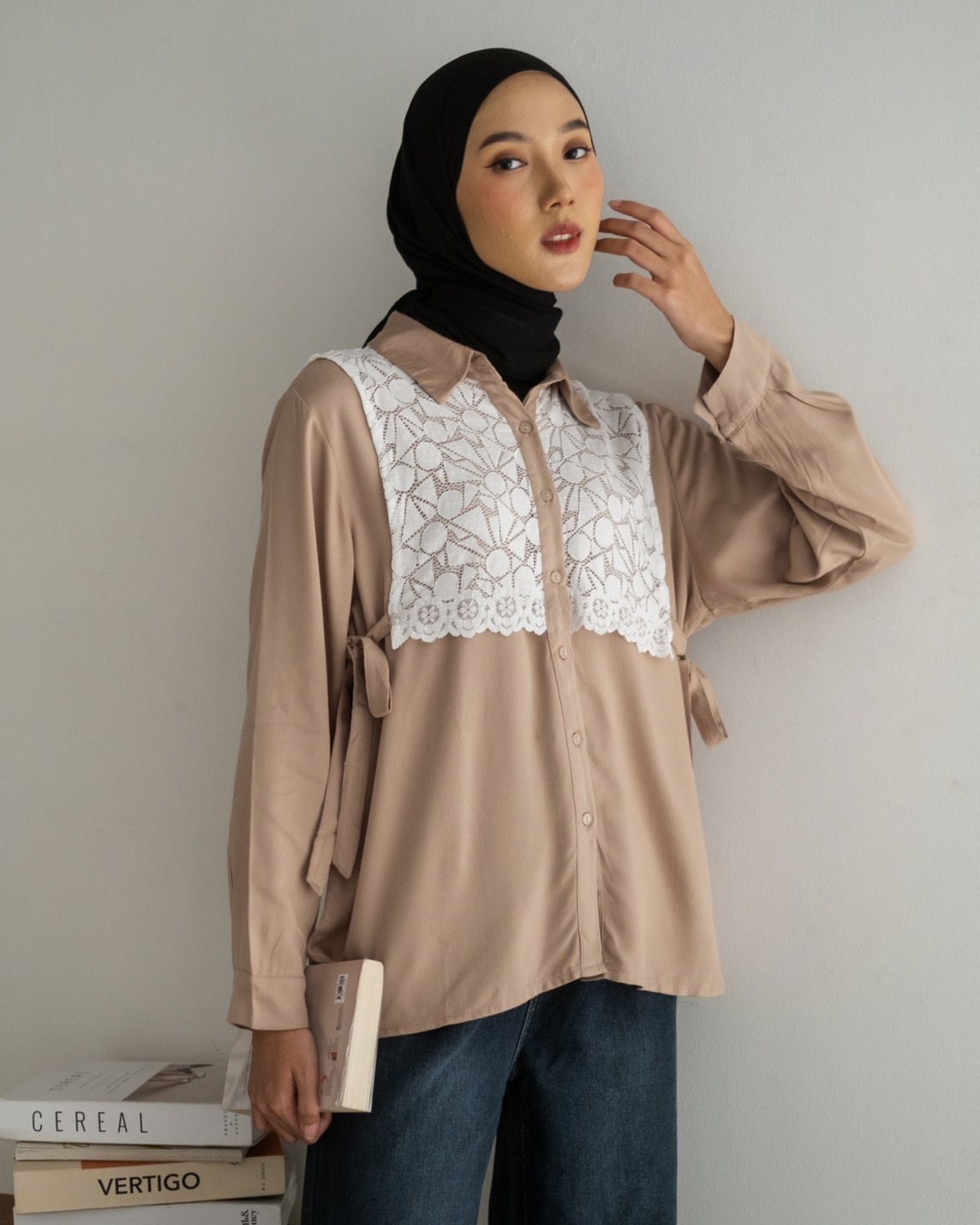 Briana Shirt Kode 20192 Khaki