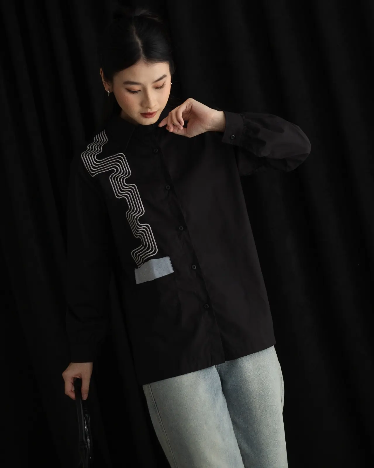 Aily Shirt Black - Image 3