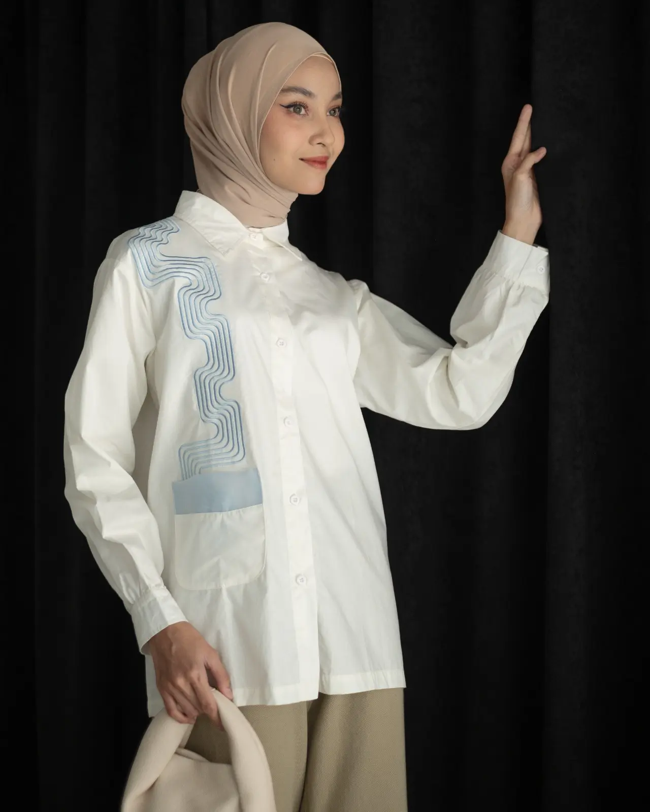 Aily Shirt Broken White - Image 3