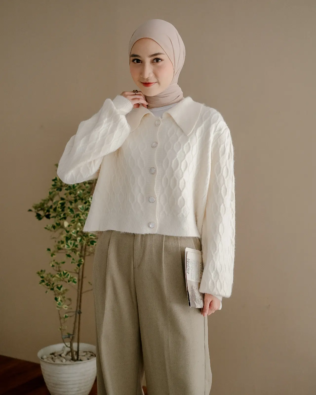 Irelyn Cardigan Ivory